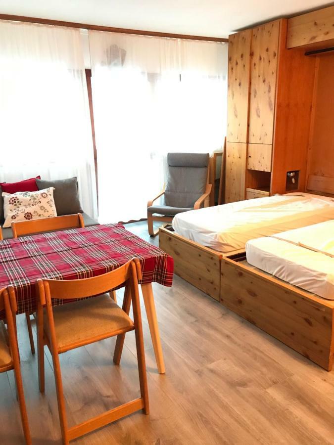 Sweet Apartment Брей-Червінія Екстер'єр фото